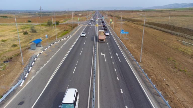 В Дагестане дан старт строительству и реконструкции участков федеральной трассы Р-217 «Кавказ» в обход Хасавюрта.