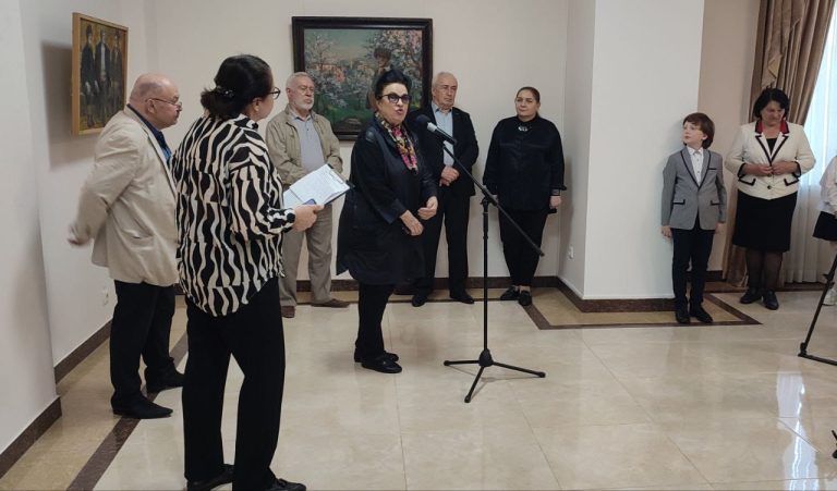 Выставка к 155-летию Сулеймана Стальского проходит в Театре поэзии