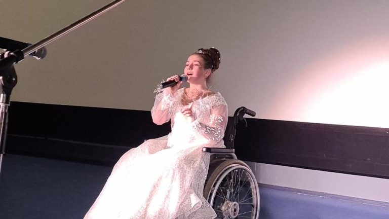  Вокалистка из Дагестана участвует в финале Международного фестиваля-конкурса «Имена России»