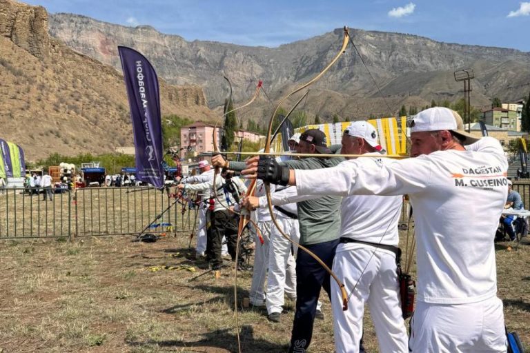 Более 2 тыс. участников из 30 регионов страны прибыли в Дагестан для участия в трейловом забеге