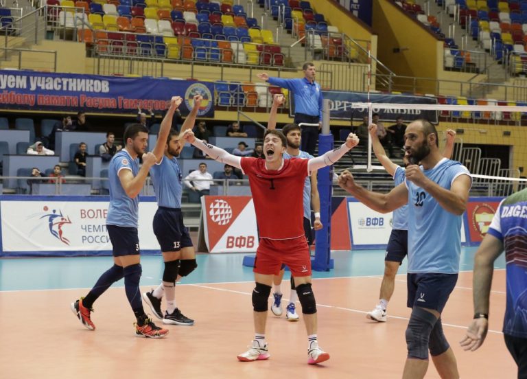 6-10 сентября в Каспийске, во Дворце спорта им. А. Алиева состоится традиционный Всероссийский турнир по волейболу «Кубок Дружбы» среди мужских команд памяти народного поэта Дагестана Расула Гамзатова.