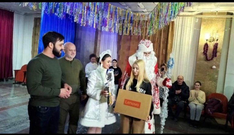 В Михайловском округе продолжается Всероссийская акция «Елка желаний»