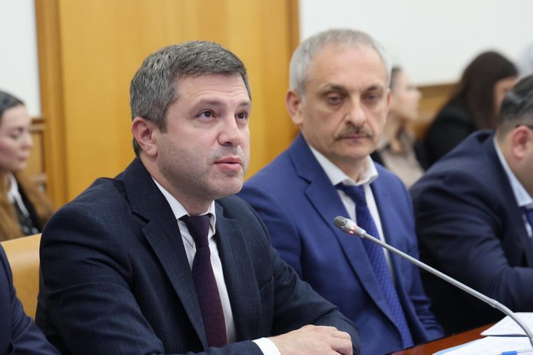 Народ Дагестана с нетерпением ждет предстоящую прямую линию главы региона Сергея Алимовича Меликова.