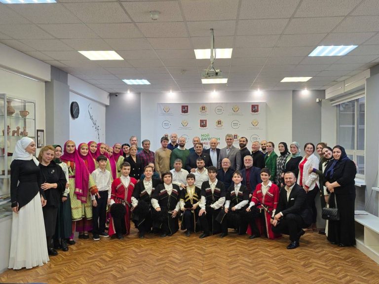 Диктант на аварском языке организовало для москвичей Постпредство Дагестана.