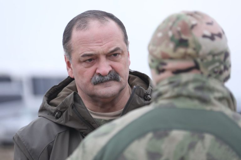 В Дагестане назначат дополнительную выплату в 200 тысяч рублей контрактникам, которые будут проходить службу в полках резерва.