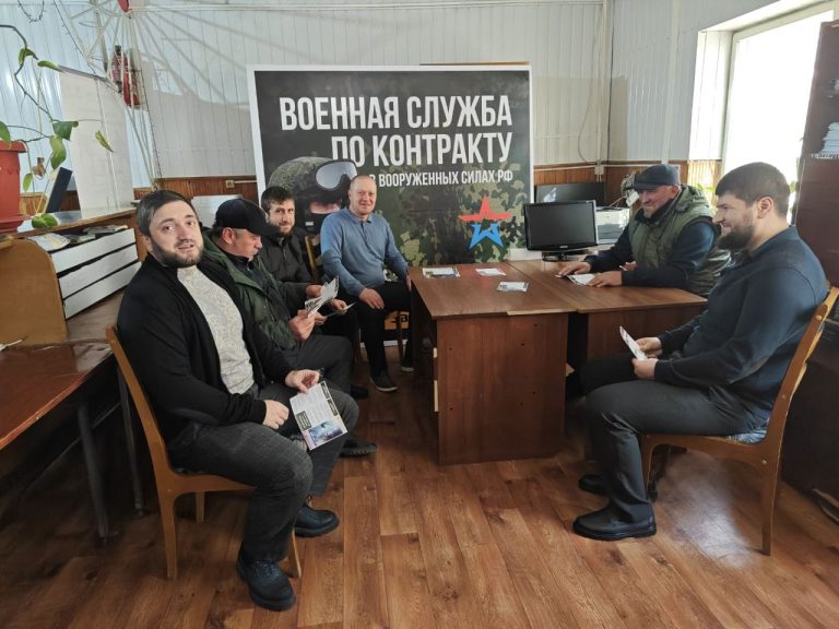 69 дагестанцев изъявили желание подписать контракт с Минобороны РФ в рамках «Дня открытых дверей».
