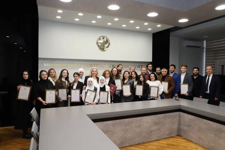 Зарема Бутаева встретилась с творческим коллективом киностудии «Студия 136».