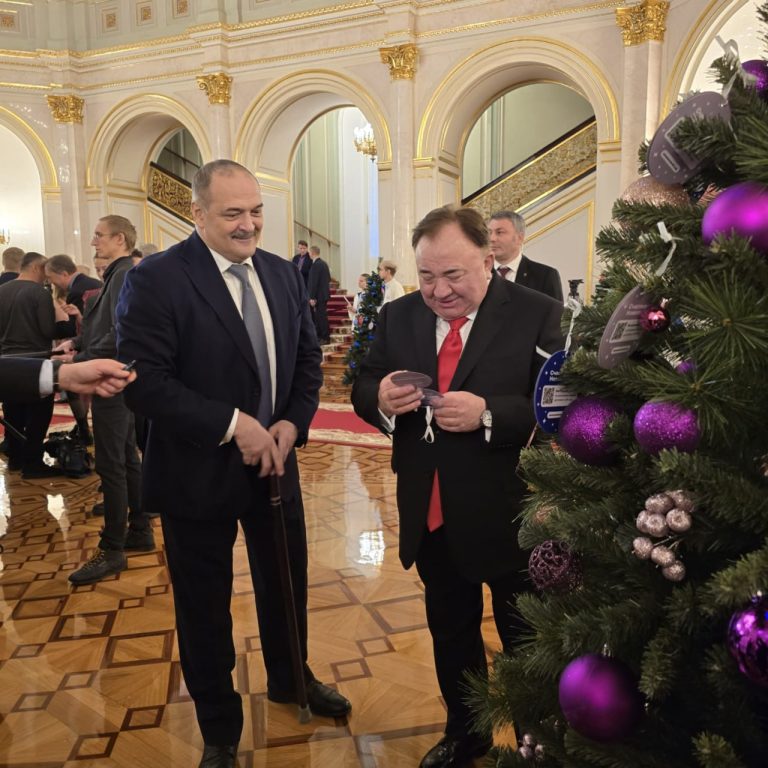 Сергей Меликов присоединился к одной из самых добрых традиций – акции «Ёлка желаний».