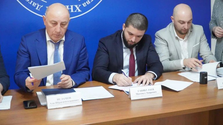 В Дагестане подписано соглашение о развитии образовательного кластера «Туризм и сфера услуг»