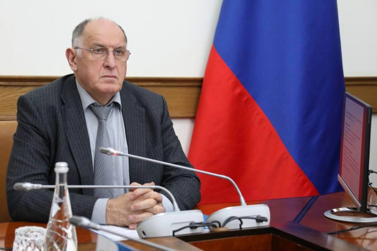 Правительство РД поддержало инвестпроект по строительству гостиничного комплекса в Сулейман-Стальском районе