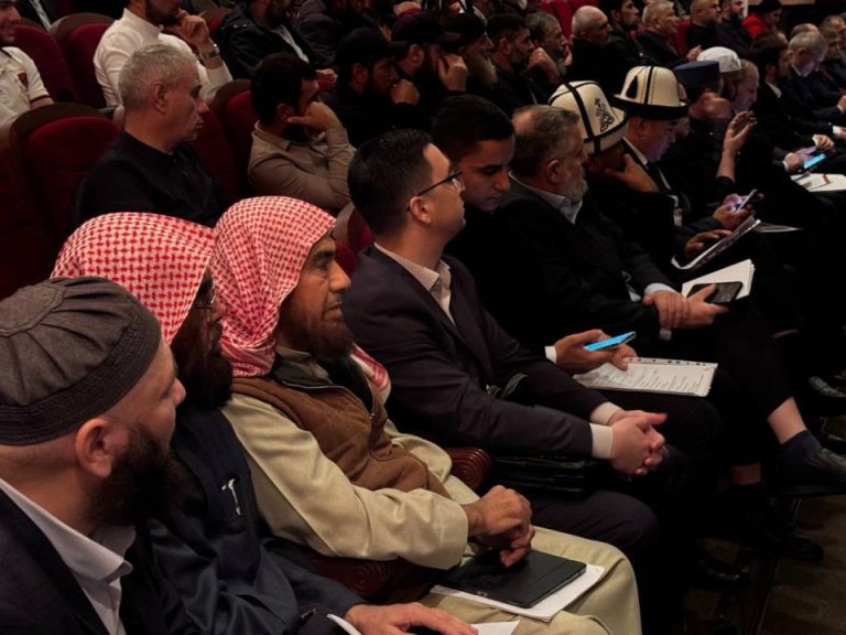 Международная конференция «Россия – Дербент. Ислам — 1400» проходит в Дербенте