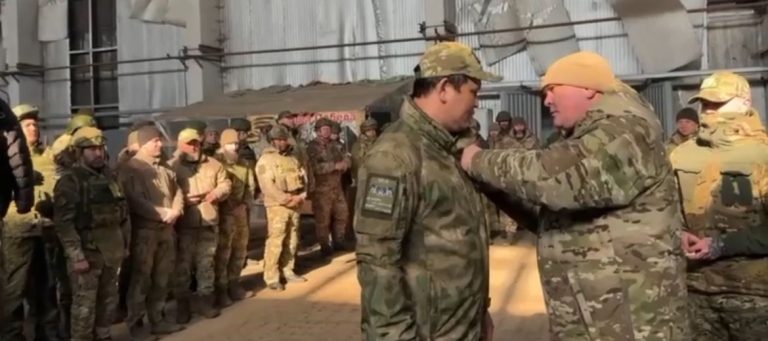 В преддверии Дня защитников Отечества орденами Мужества отмечены добровольцы из дагестанского батальона «Каспий»