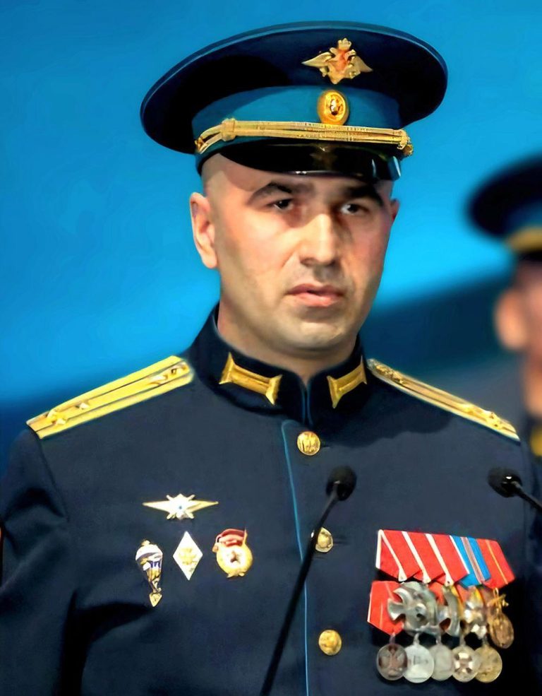 Дагестанец Абдулазиз Шихабидов назначен на должность командира 76-й гвардейской десантно-штурмовой дивизии ВДВ России.